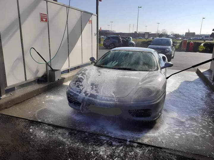 lavage auto professionnel Yzeure